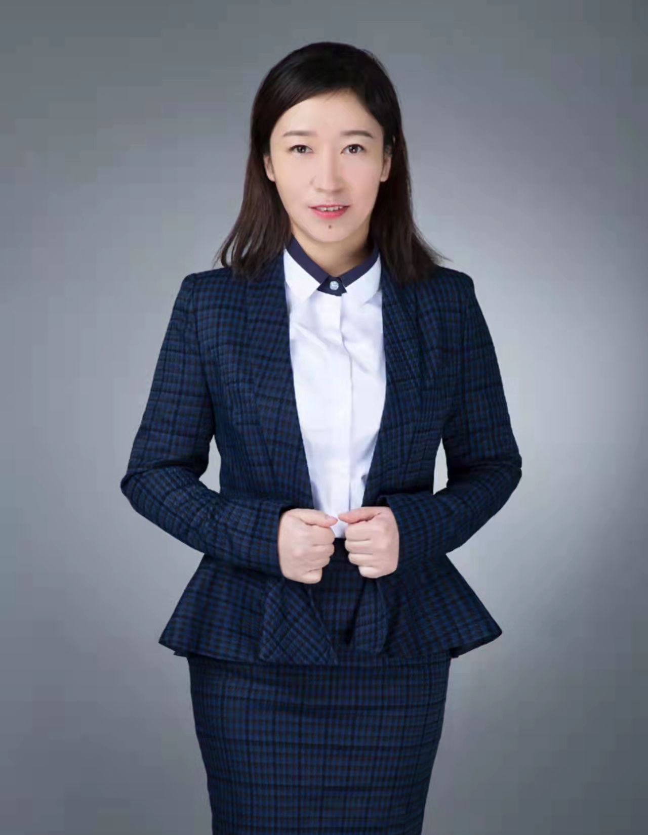 杨曦律师照片
